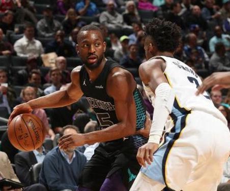 线防守方面 线防守方面