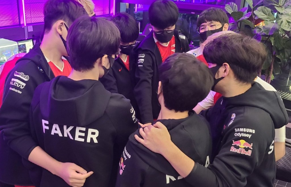 像奥尼尔并 像奥尼尔并